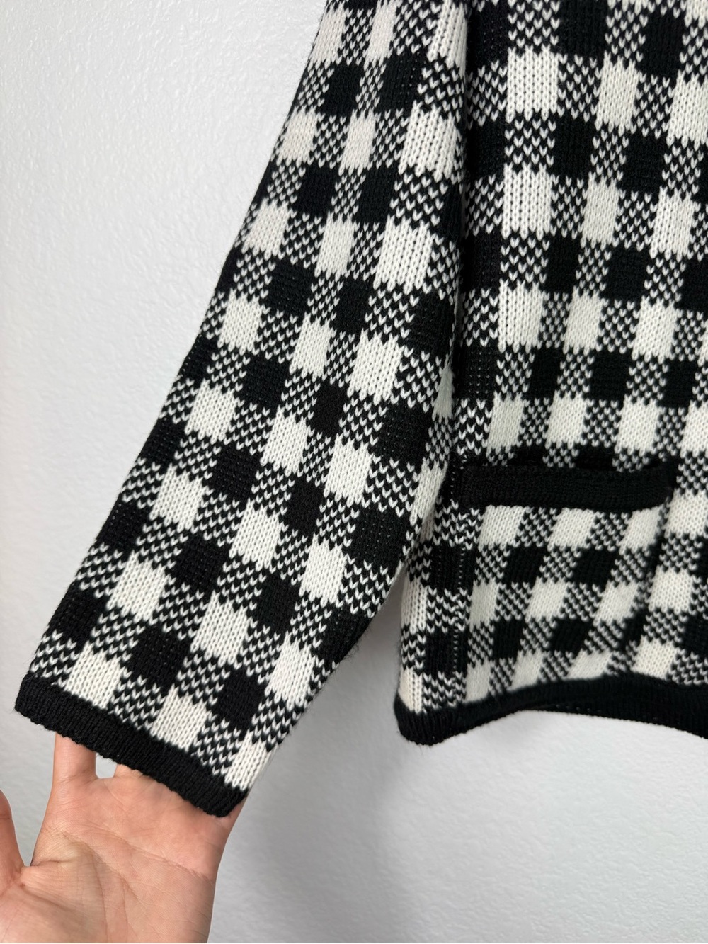 Croft & barrow Vintage Checkered Sweater Buffalo Plaid cardigan size S - Picture 4 of 8